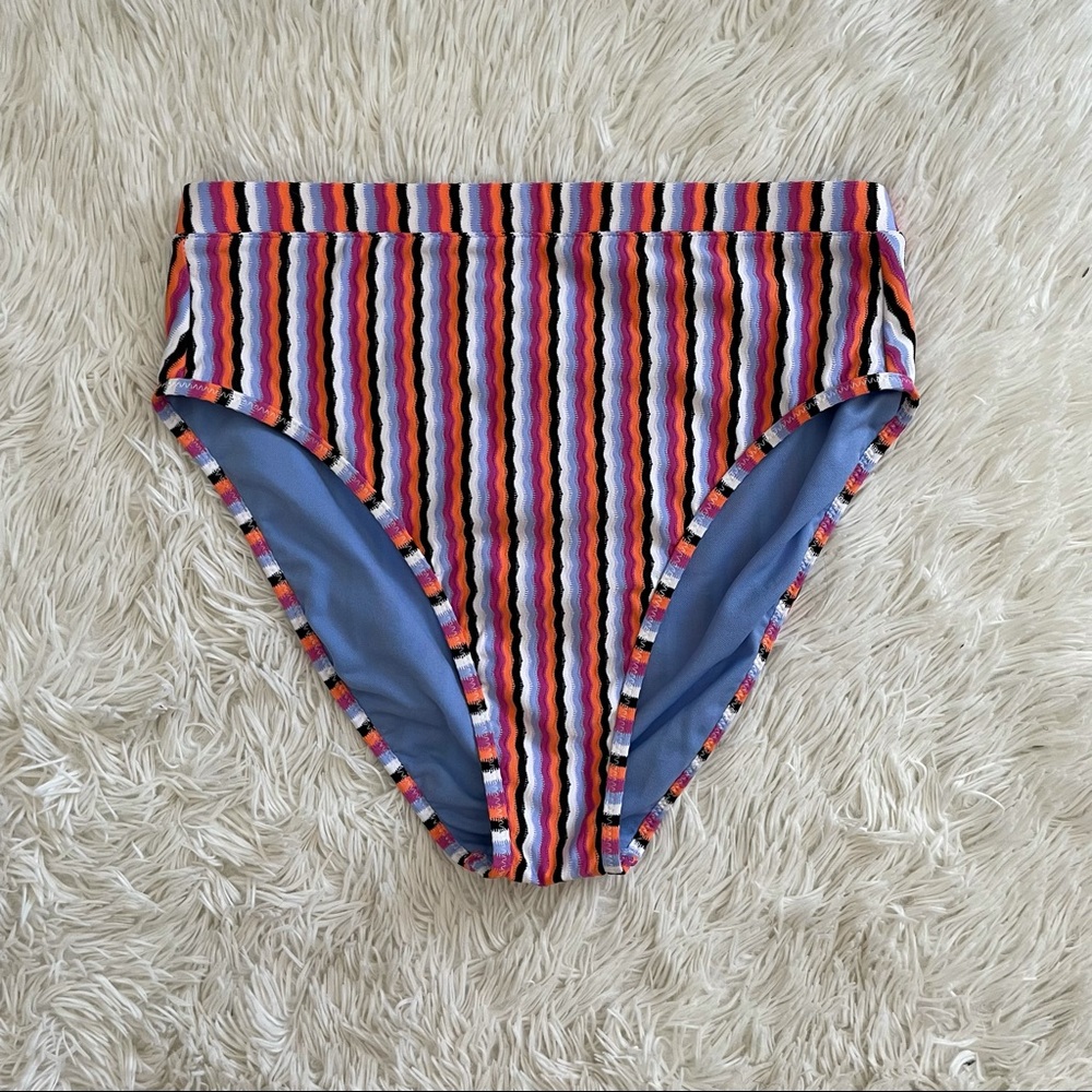 Jessica Simpson Got the Groove Bikini Bottom